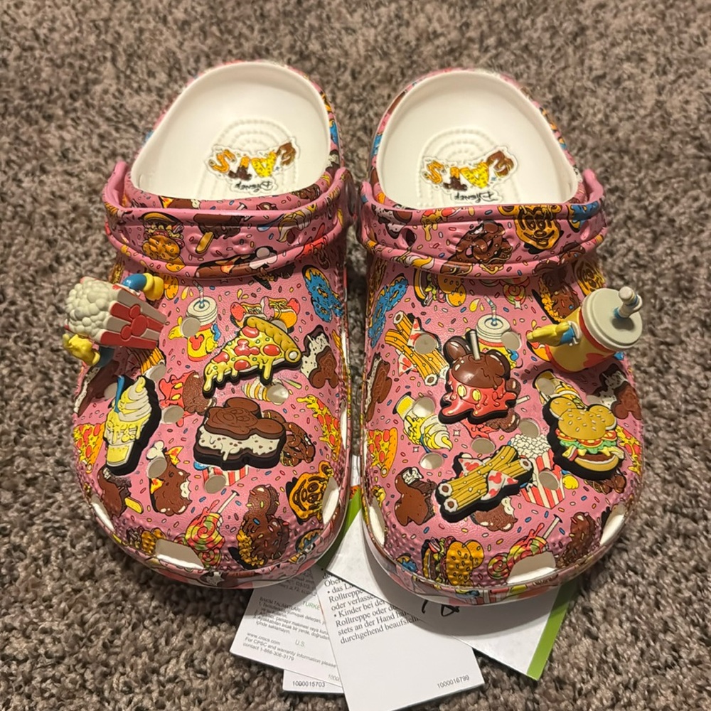 Crocs Disney Eats Size Woman’s 7